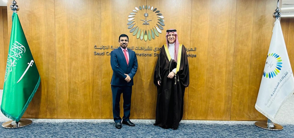 Shri Muktesh Pardeshi, Secretary (CPV&OIA) met with H.E. Raad AlBarakati, President & CEO, Saudi Center for International Strategic Partnerships on 06 May 2024 in Riyadh. 